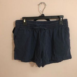 Linen navy shorts